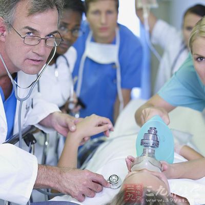 抗病毒治疗虽使艾滋病患者寿命得以显著延长